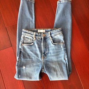 Zara High Rise Skinny Jean